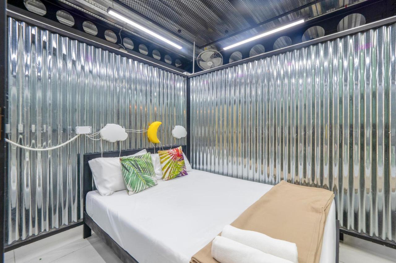 Oyo 1084 Guyasuka Ratchada Hotel Банкок Екстериор снимка