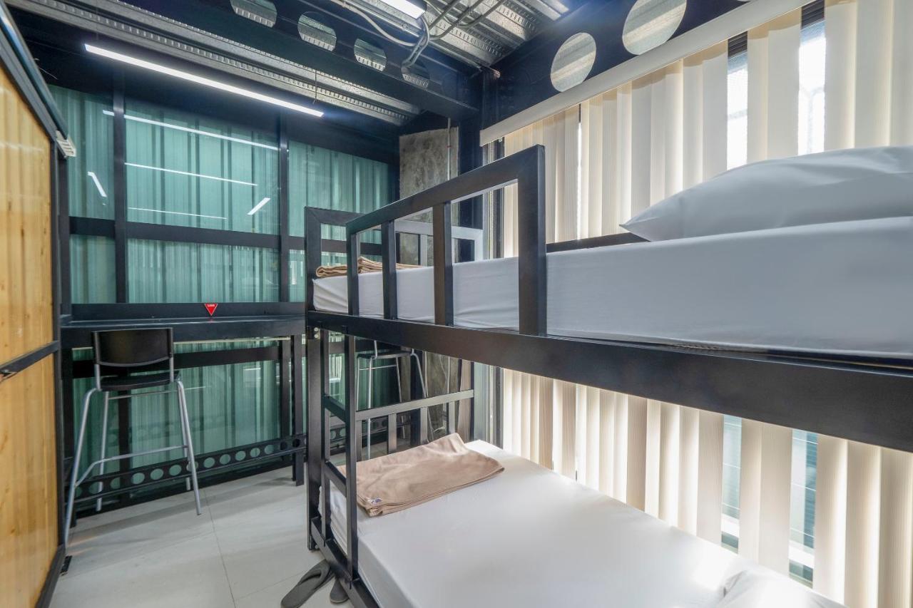 Oyo 1084 Guyasuka Ratchada Hotel Банкок Екстериор снимка