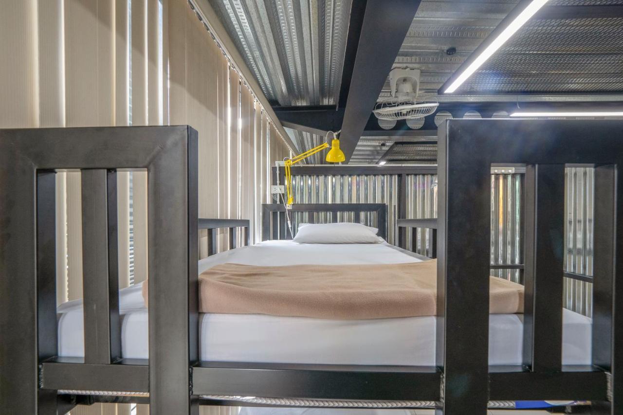 Oyo 1084 Guyasuka Ratchada Hotel Банкок Екстериор снимка