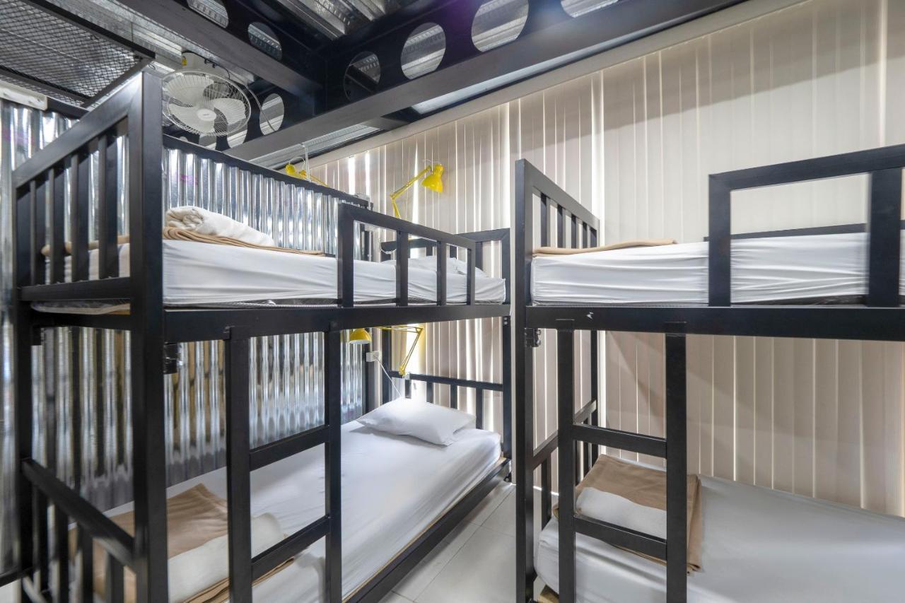 Oyo 1084 Guyasuka Ratchada Hotel Банкок Екстериор снимка