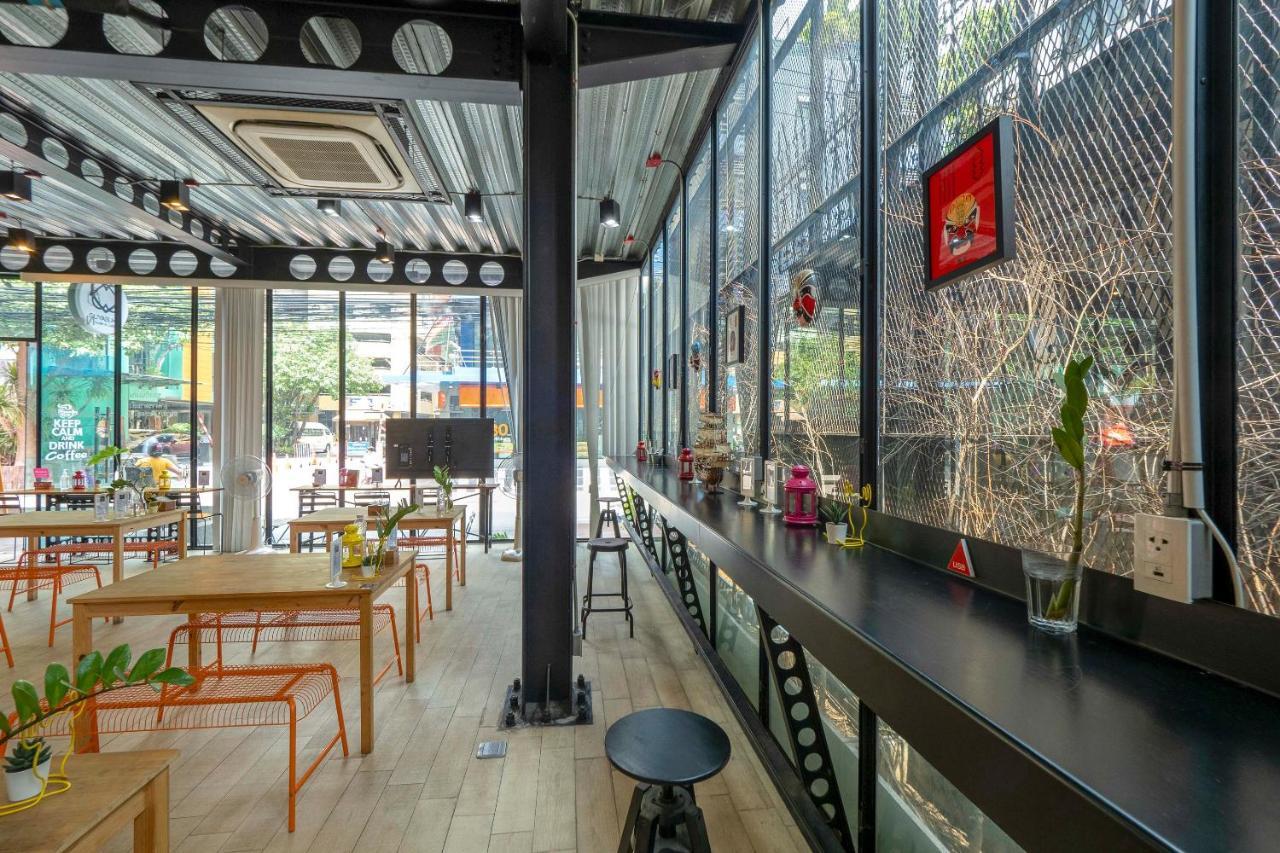 Oyo 1084 Guyasuka Ratchada Hotel Банкок Екстериор снимка