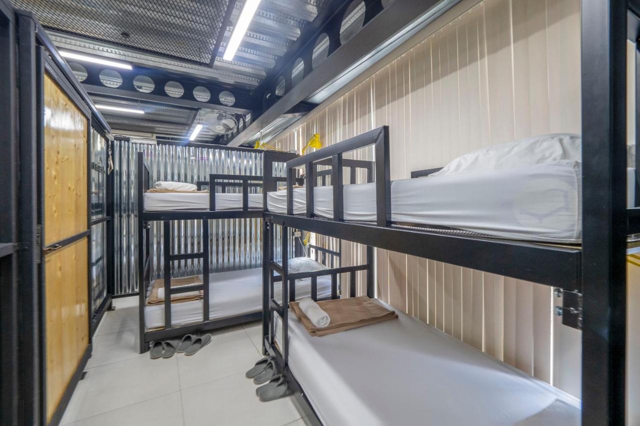 Oyo 1084 Guyasuka Ratchada Hotel Банкок Екстериор снимка