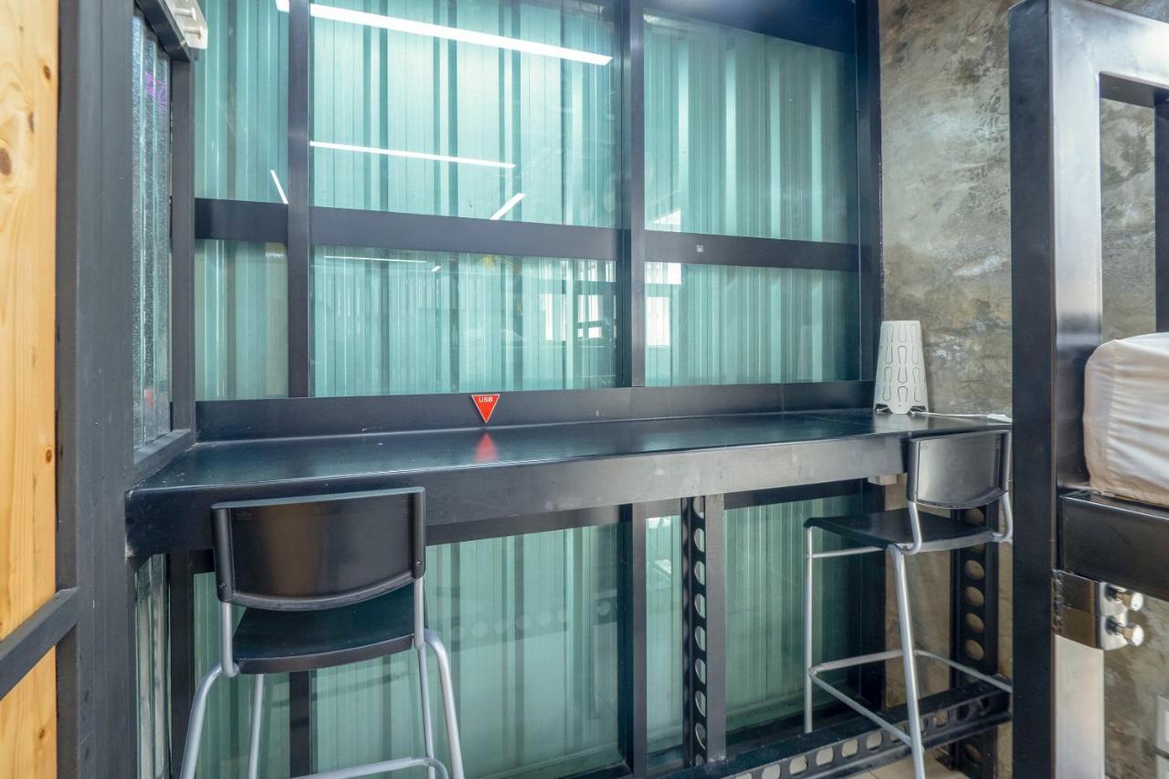 Oyo 1084 Guyasuka Ratchada Hotel Банкок Екстериор снимка
